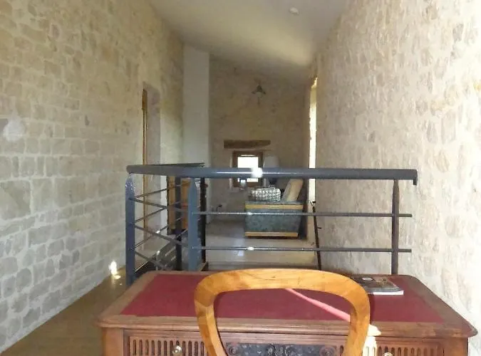 L'oratori : La Gabarre Penzion 3*