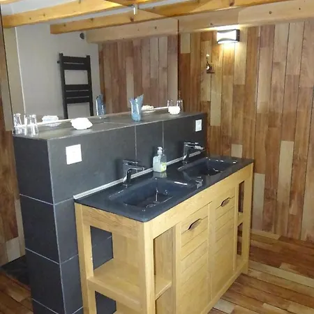 בית הארחה L'oratori : La Gabarre 3*